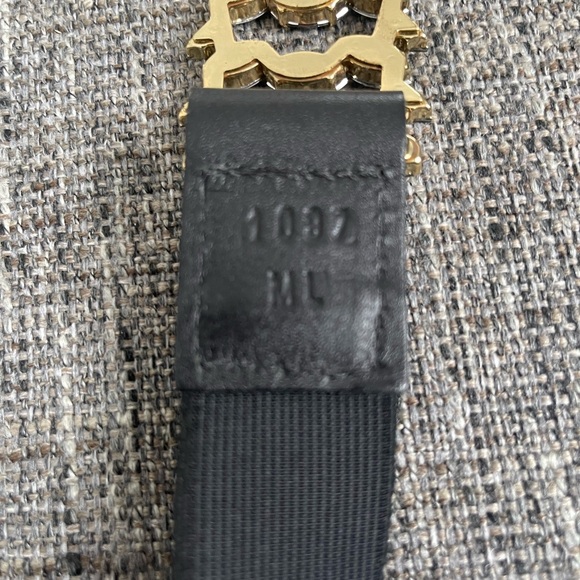 Cache stretch black belt with crystal grey stone”buckle”, gold trim ! - Picture 7 of 7